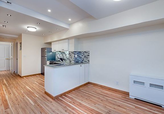 2nd image of 675 Academy St