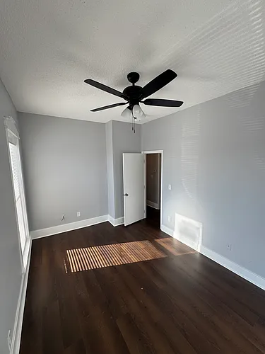 107 W Hill St #1 Photo 1