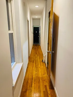 Rented by Bank Neary | media 54