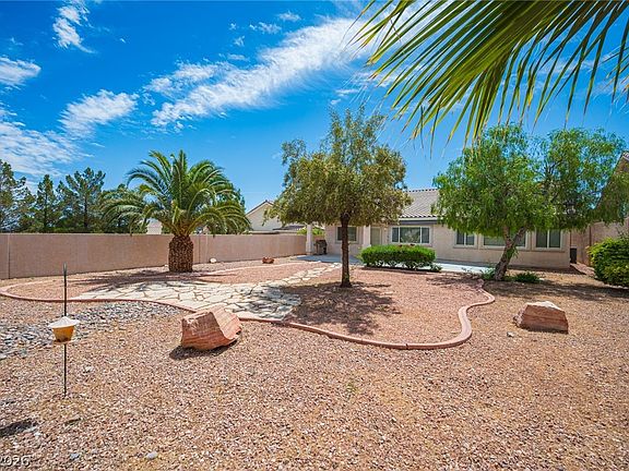4th image of 1740 Honey Tree Dr