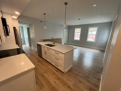 124 Kenrick St #5 Photo 1