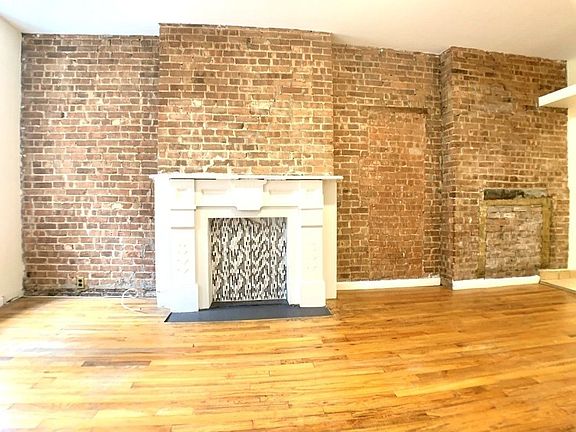 3rd image of 146 W 17th St #3