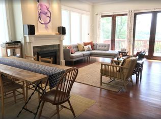 126 S Main St, Weaverville, NC 28787