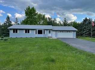 7555 6th St N, Princeton, MN 55371