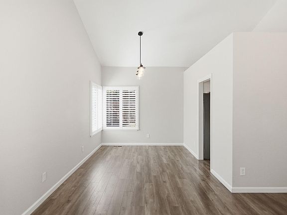 3rd image of 1890 Howard Drive