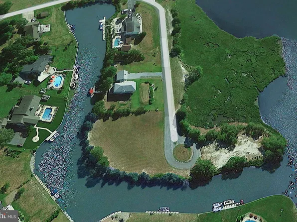 13 W Island Rd, Millsboro, DE 19966