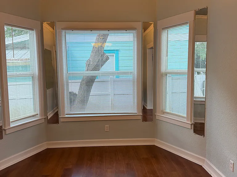 416 SW California Ave — Photo 6