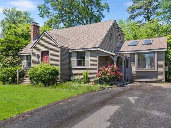 54 Briarwood Road, Newington, CT 06111