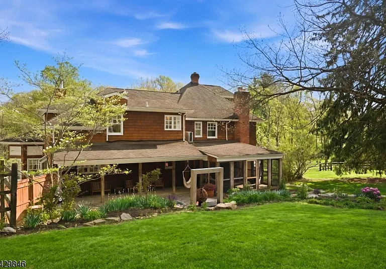 12 Cold Springs Rd — Photo 38