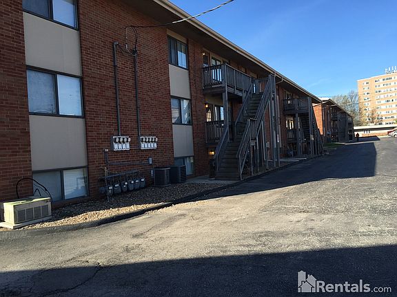 3rd image of 17306 E Susquehanna Dr APT 6
