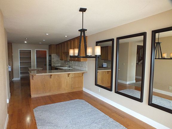 4th image of 3093 Cambridge Rd