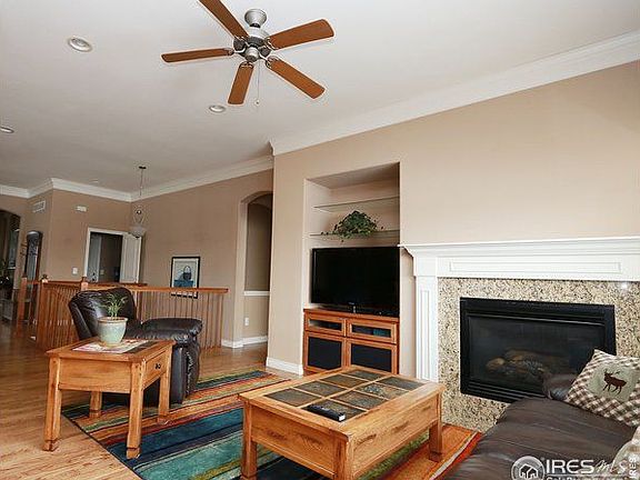 3rd image of 5273 Apricot Ct