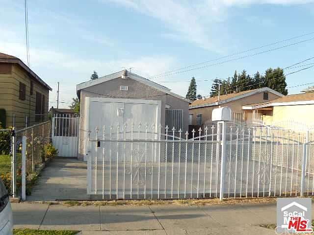 1st image of 1615 E 114th St