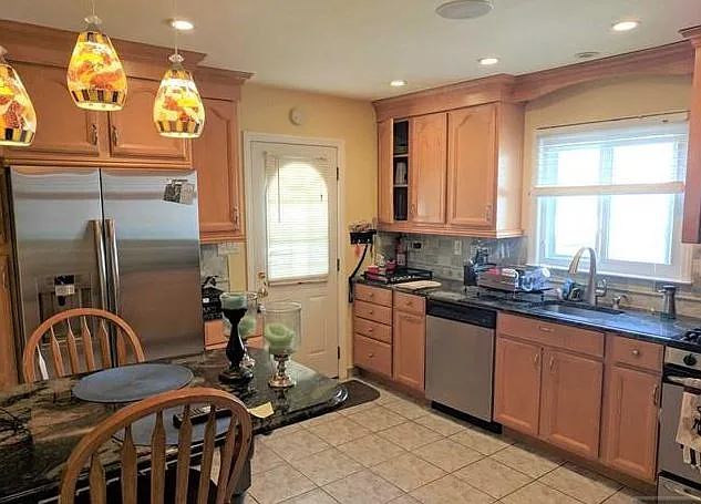 449 Alder St #1 — Photo 25