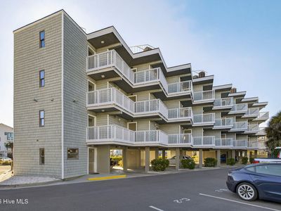 1102 N Lumina Avenue N Apt B3, Wrightsville Beach, NC, 28480
