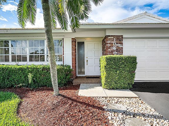 4th image of 1060 NW 9th Street