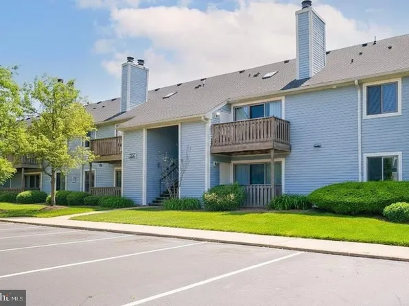 311 Aspen Dr, Plainsboro, NJ 08536