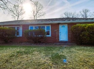8419 Falmouth Dr, Saint Louis, MO