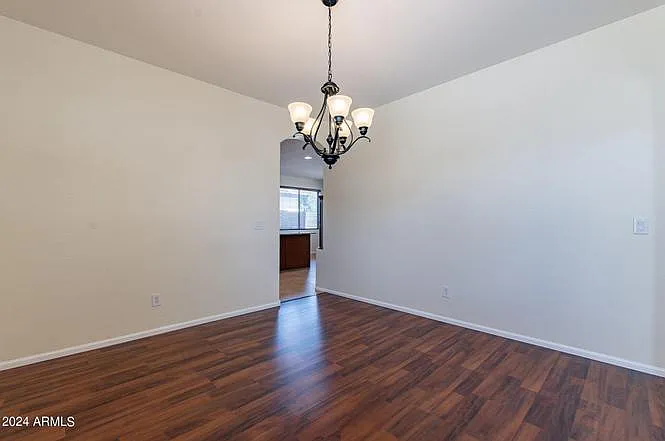 1405 E Baker Dr — Photo 11