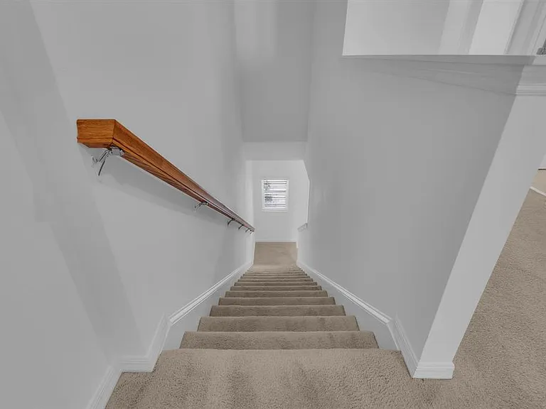 3010 Canary Ave — Photo 35