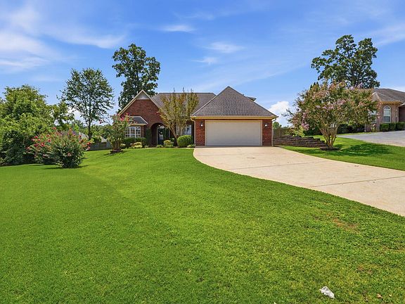 3rd image of 115 Wheaton Ct