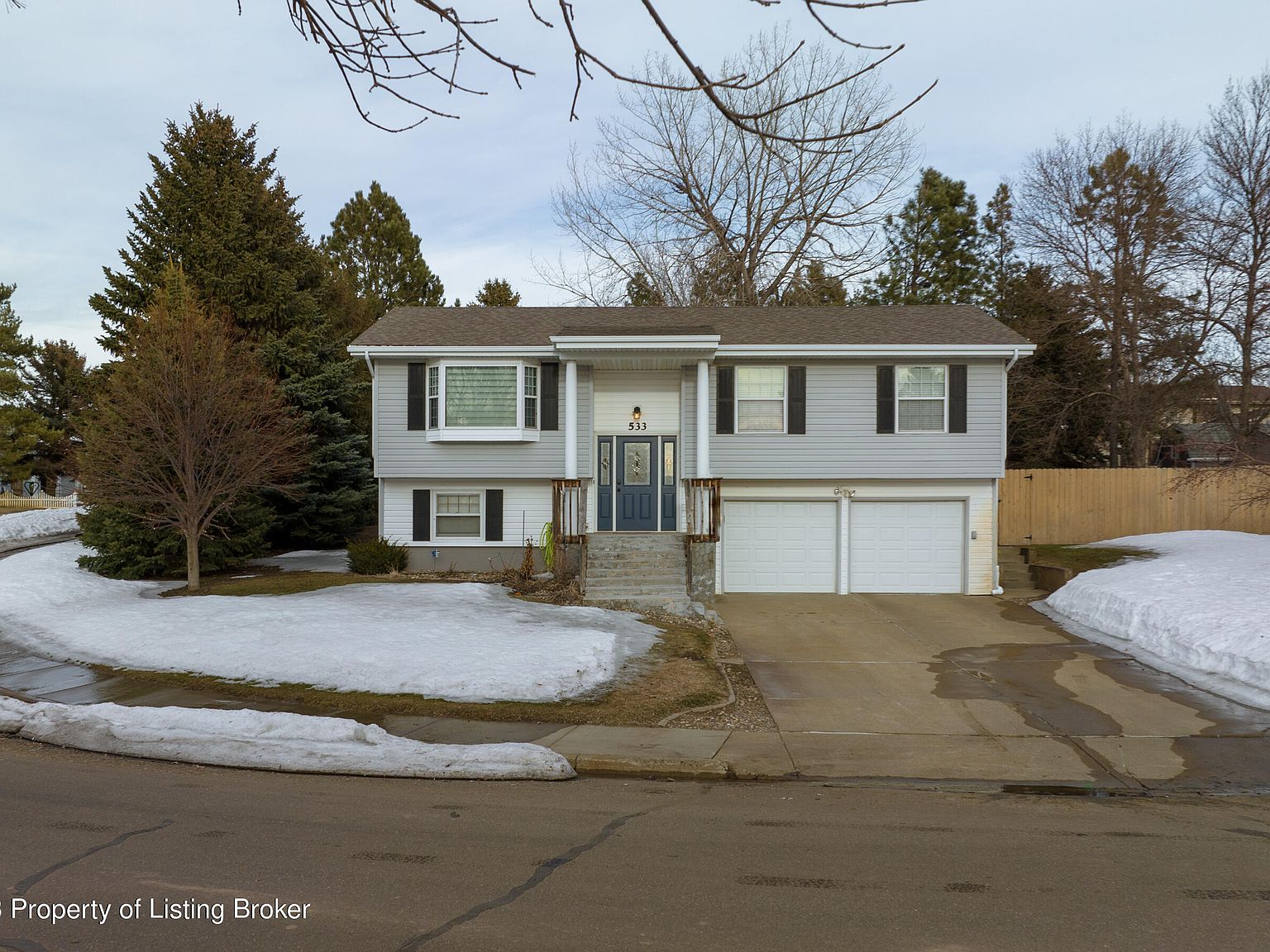 533 7th Ave SW, Dickinson, ND 58601 MLS 23382 Zillow