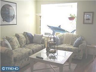 3rd image of 353 Milford Ct
