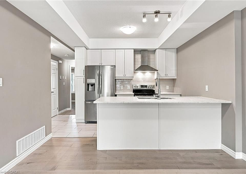1st image of 12 Wheat Ln