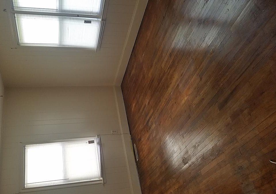 2nd image of 1034 Bellvue St