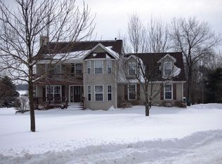 14805 Pleasant Valley Rd, Woodstock, IL 60098