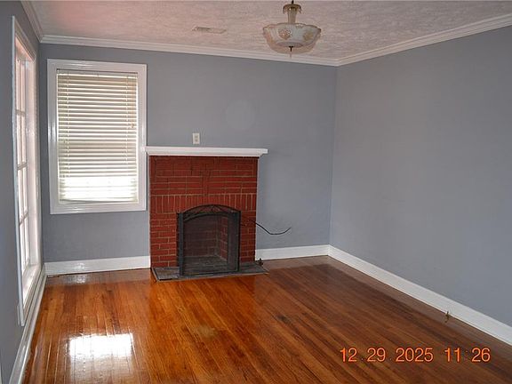 2nd image of 1713 19th Ave