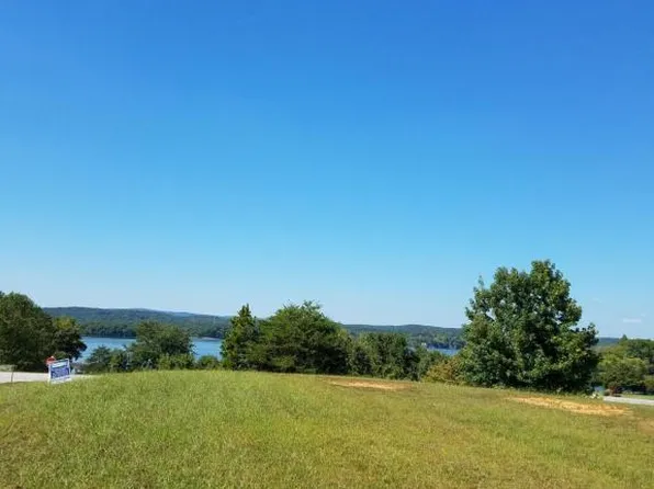 Garlington Dr, Kingston, TN 37763