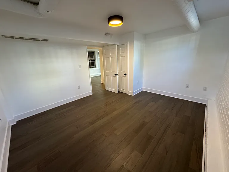 11433 Ashbury Ave #1 — Photo 33