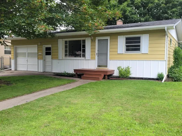 1814 10th Ave N, Moorhead, MN 56560