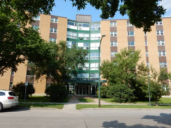 611 Jefferson Ave #101, Winnipeg, MB R2V 0P4