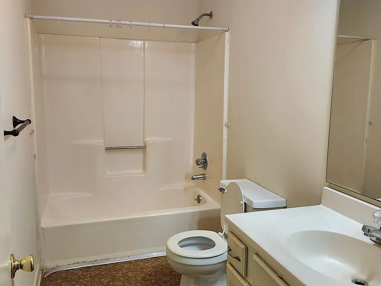 4120 Maple Terrace Ln — Photo 6