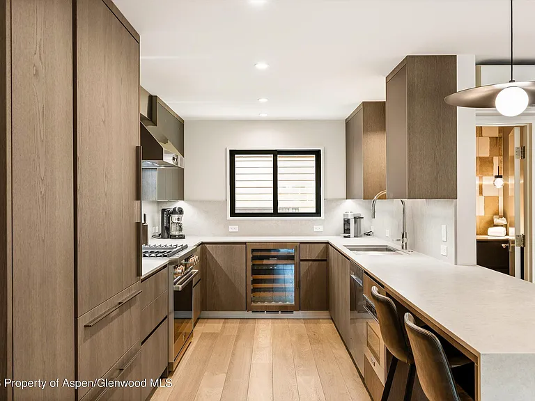 650 S Monarch St #7 — Photo 11