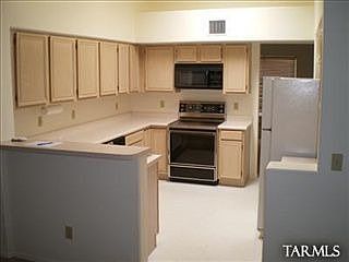 4th image of 790 W Lost Creek Pl