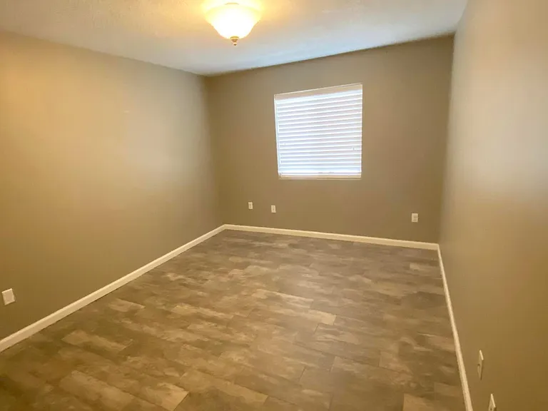 9016 Anacapa Ave NW — Photo 13