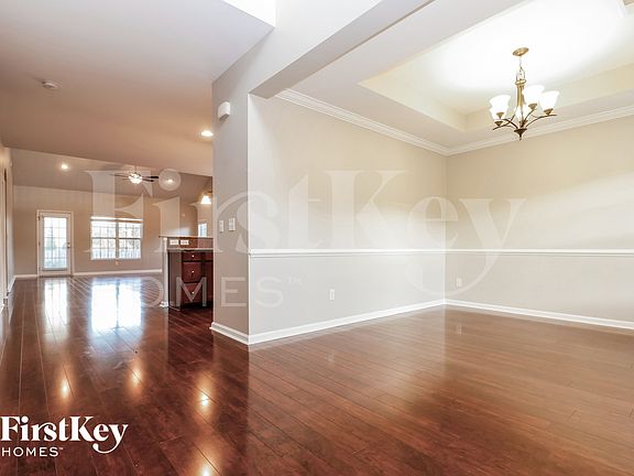 3rd image of 9023 Hema Ln