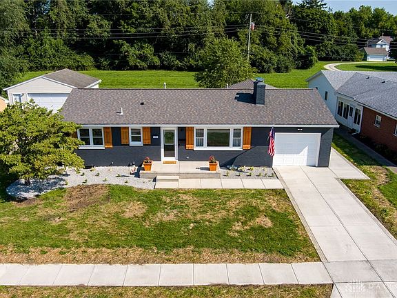 2nd image of 178 Roselawn Dr