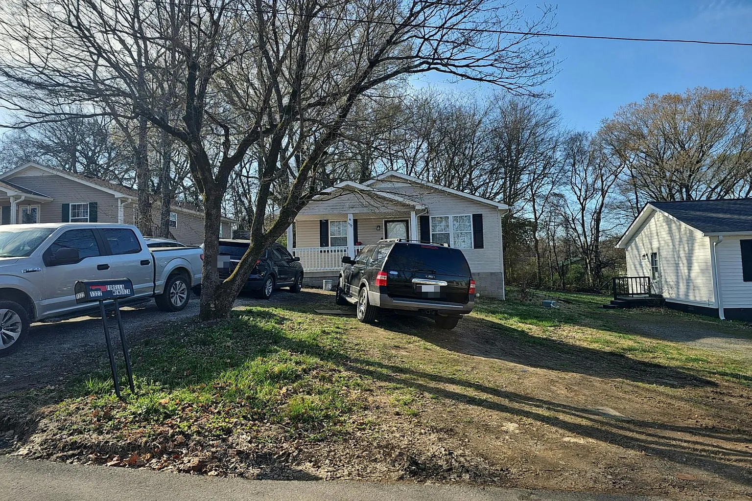 1322 Vine St photo 1