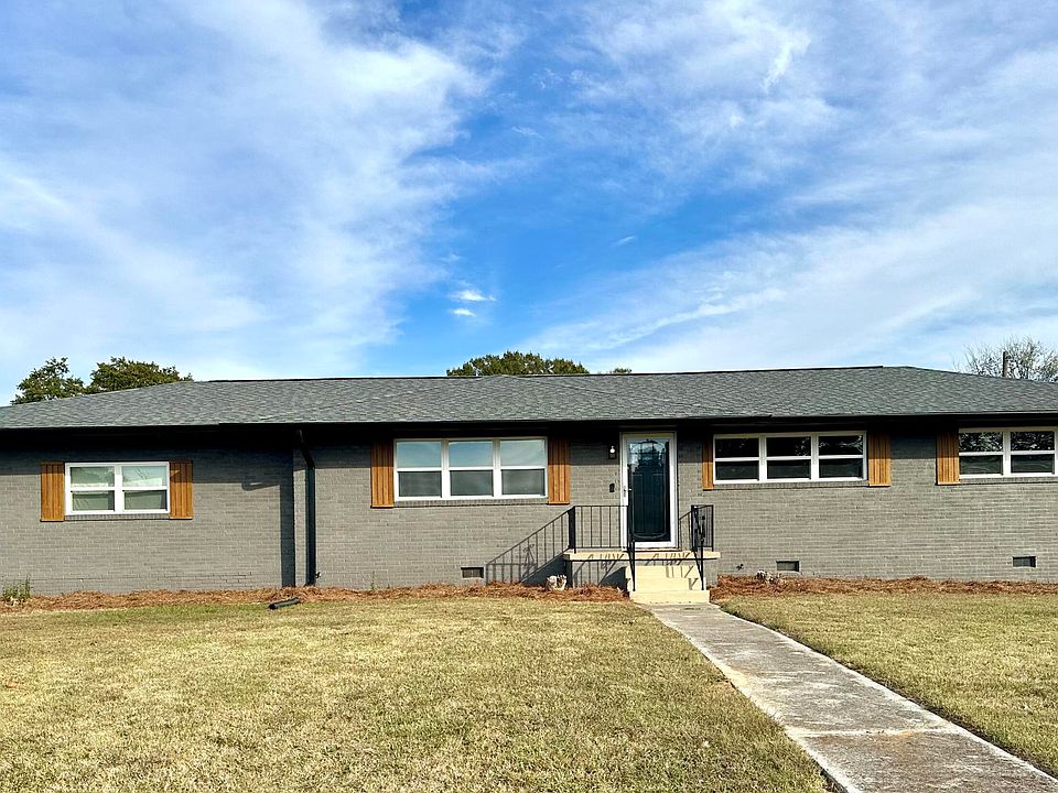 1st image of 7606 Cecelia Dr