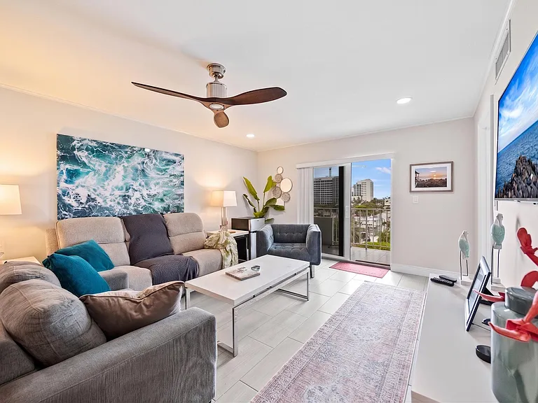 2900 Banyan St #601 — Photo 7