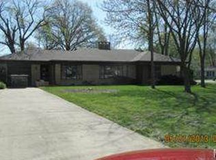 544 S Jefferson St, Centralia, MO 65240