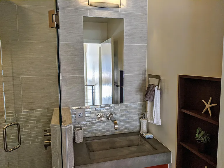 731 Pearl St — Photo 21