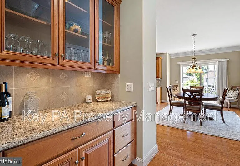 155 Harrogate Dr — Photo 20