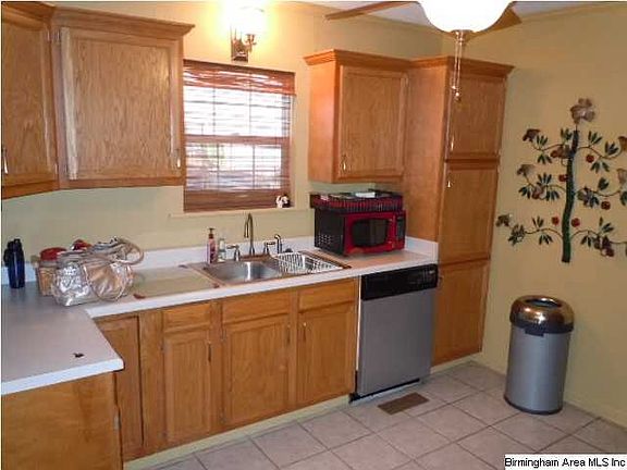5th image of 119 Dale Ln