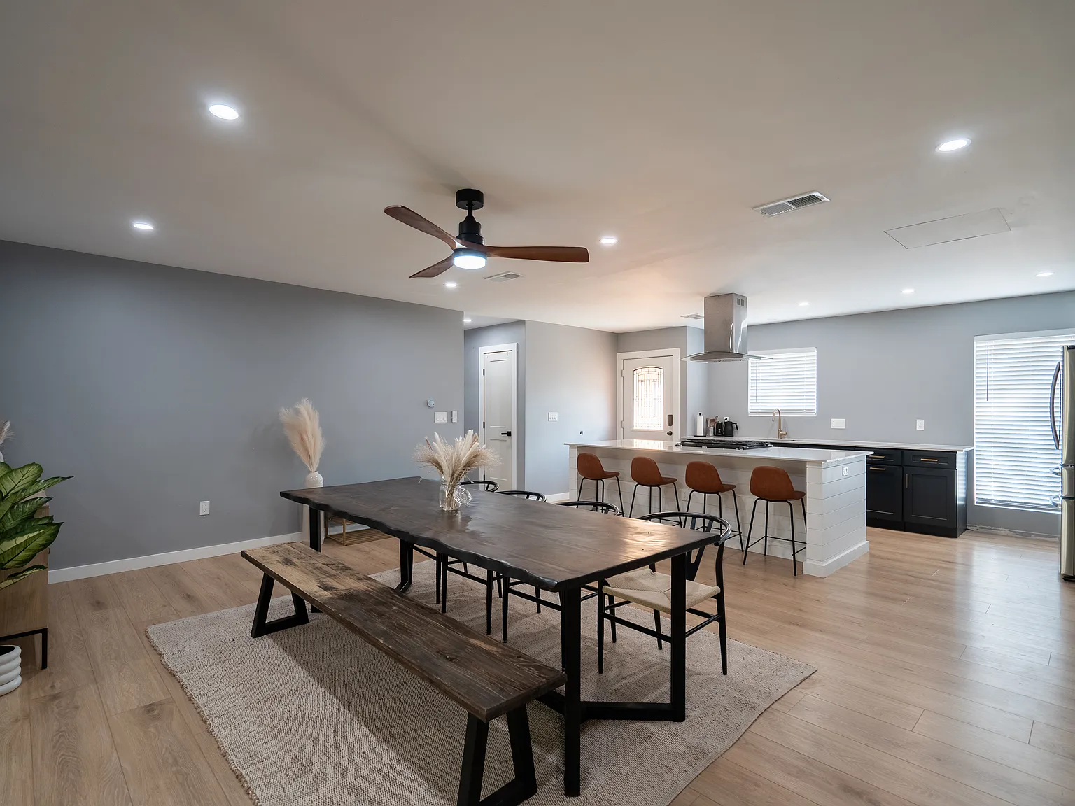 3 bed, 1744 sqft, $2,750 — Photo 4