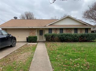 106 Fox Run, Crandall, TX 75114